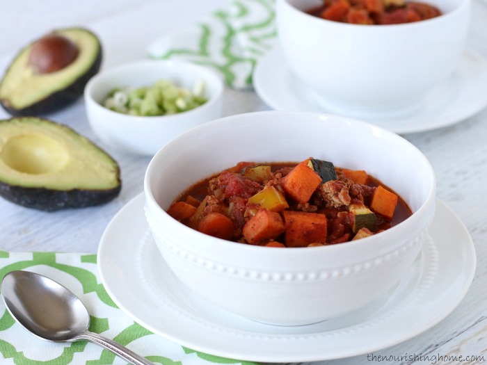 This hearty crockpot sweet potato chili combines a spicy, meaty sauce with the subtle sweetness of creamy sweet potatoes and an assortment of veggies.